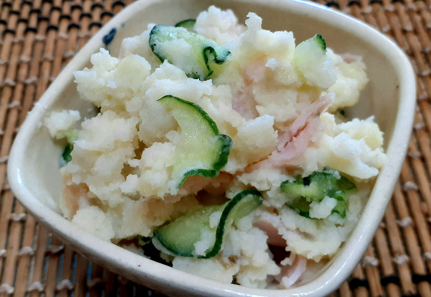 【Still good!】ビッグサイズ!/大きくなりすぎたキュウリTシャツ -Oversized Cucumber Tee/cotton 100%/size:S-XXL