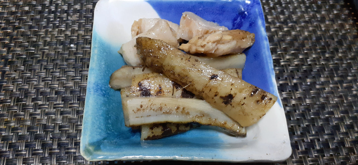 【Still good!】個性的なデザイン!/規格外のねじれたゴボウTシャツ -Twisted Burdock Tee/cotton 100%/size:S-XXL