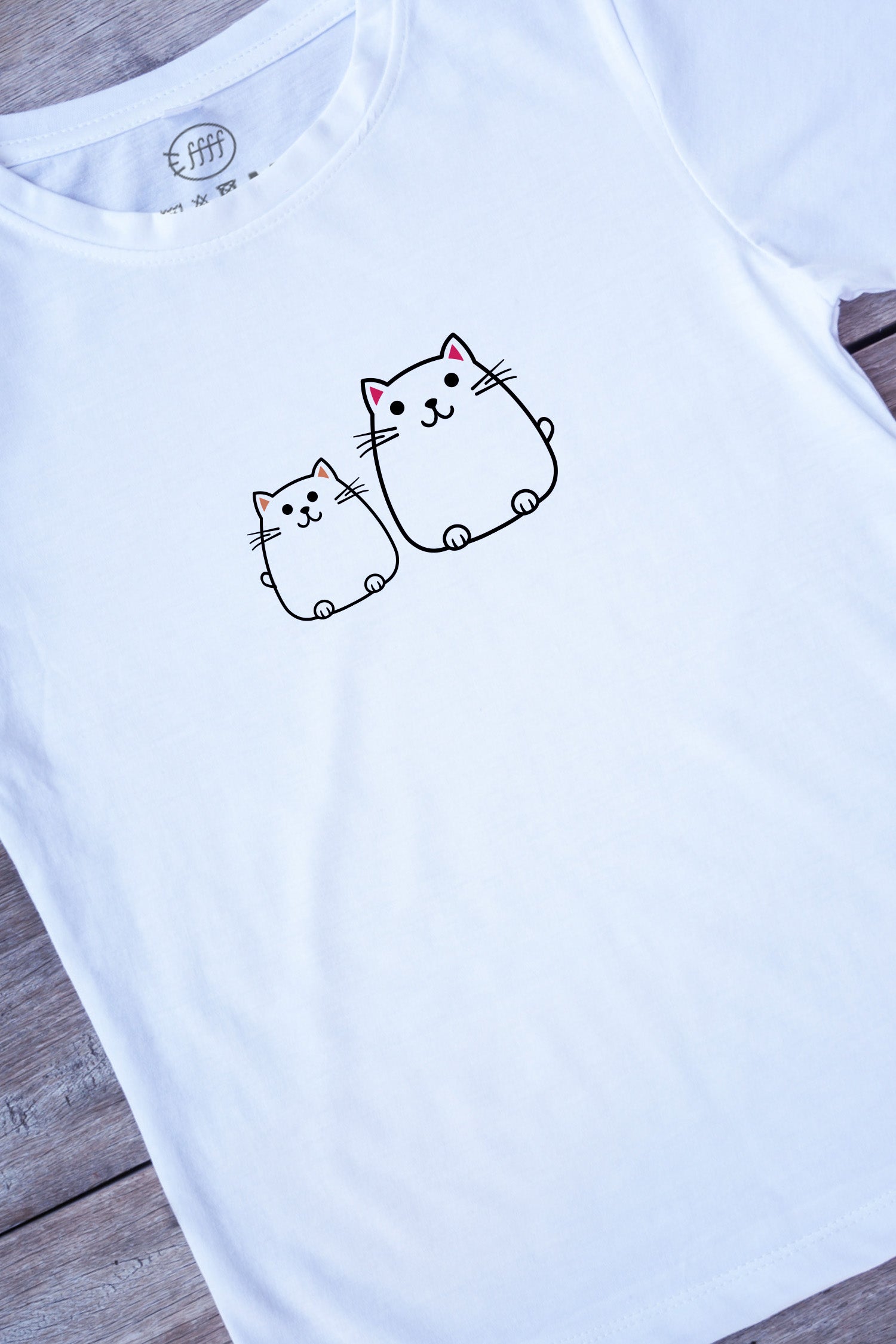 【ffff】愛情溢れるシーンを描いた一枚！/キャット・ファミリーTシャツ - Cat Family Tee/cotton 100%/size –  THE GREEN 公式オンラインショップ